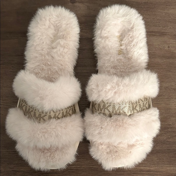 MICHAEL Michael Kors Cream and Gold Furry Slippers - Picture 1 of 3